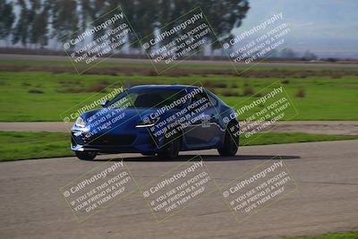 media/Dec-21-2025-Speed Ventures (Sun) [[49cb7d784c]]/Around the Pits/